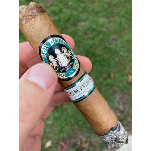 Altadis Don Diego Tube 1/2) - Corona Major