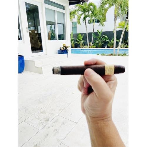 Rocky Patel Edge Maduro Howitzer - Image 2
