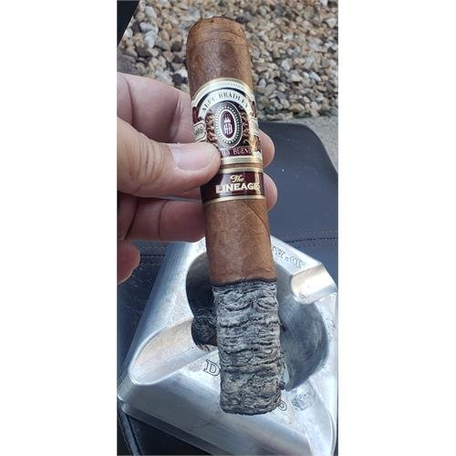 Alec Bradley The Lineage - Gordo (Box of 20)